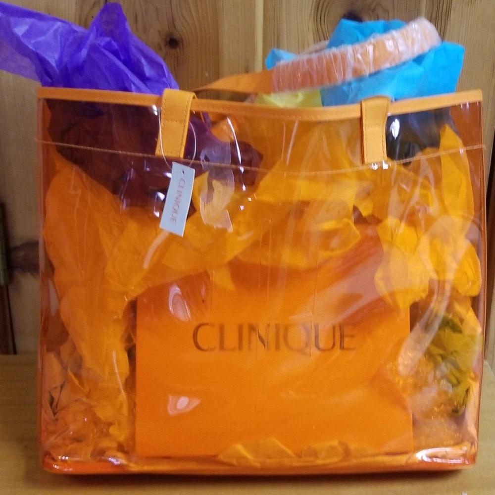 BIG Clinque Bag!! OH MY!! A box